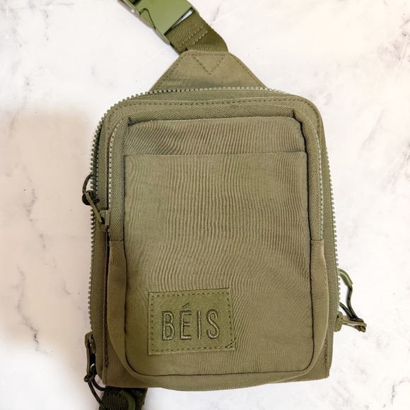Beis Sport Sling Crossbody bag - Picture 2 of 6